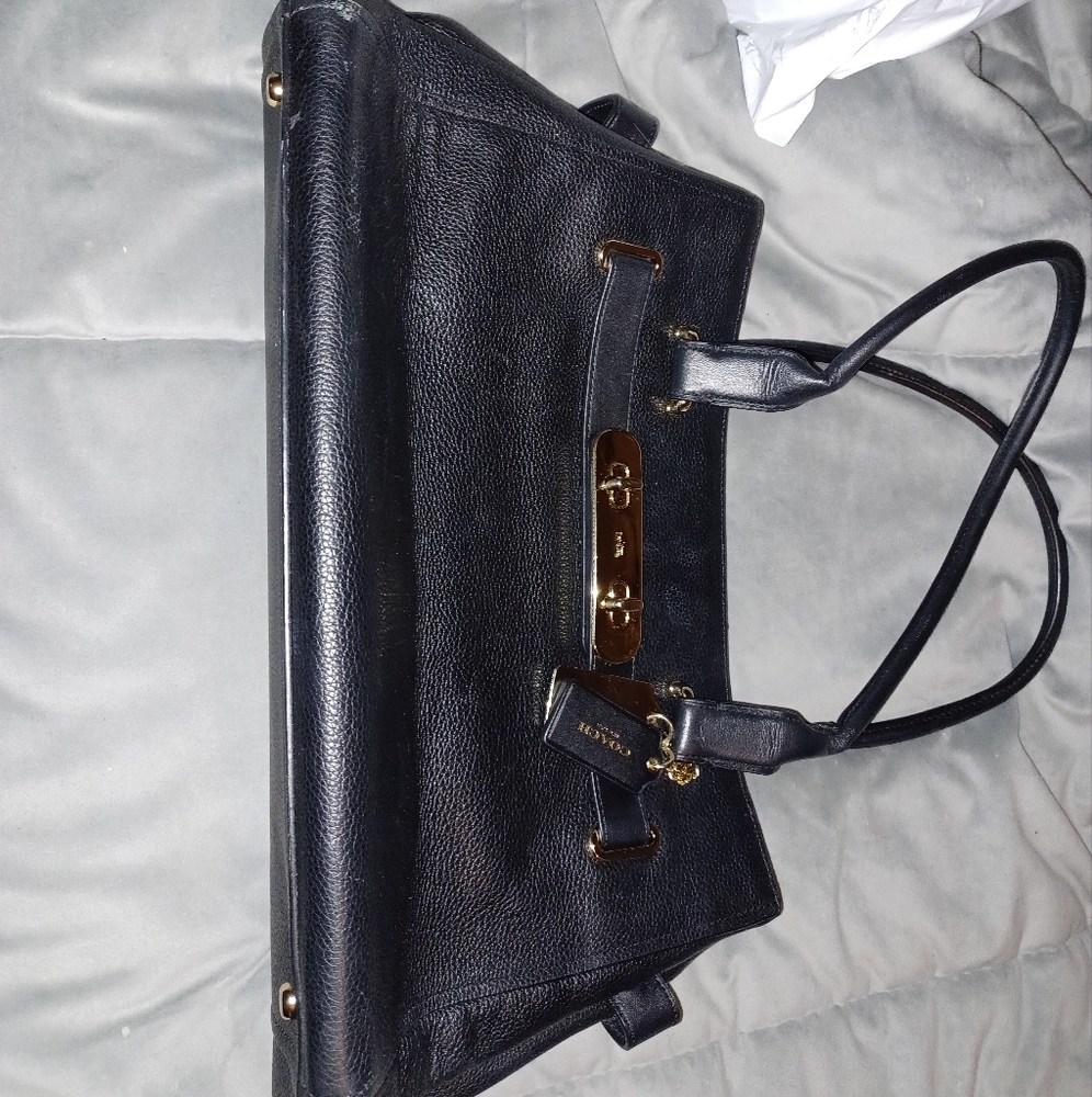 COPY - Coach Swagger bag
